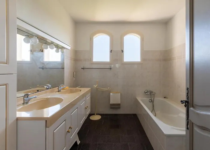 Maison Spacieuse Et Paisible A La Campagne 펜션