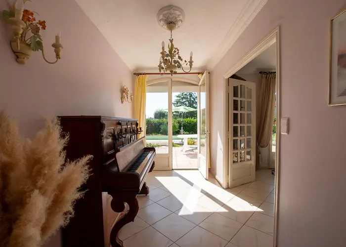 Maison Spacieuse Et Paisible A La Campagne 펜션 *